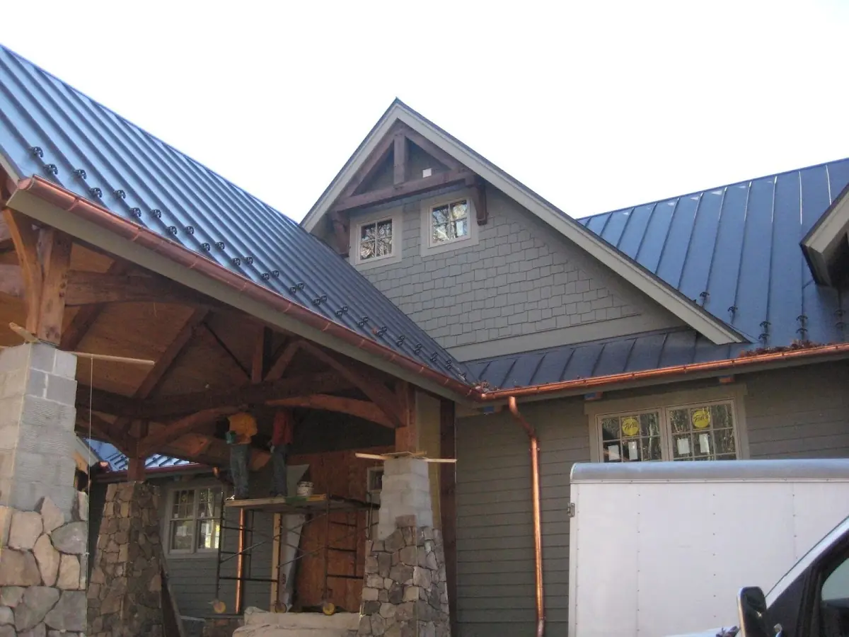 Craftsman Roofing team delivering quality roofing work in Green Grove